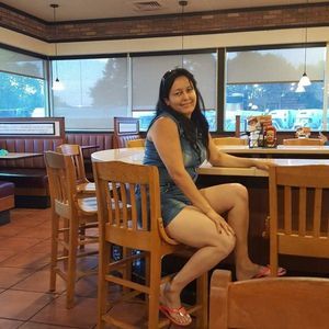 Meet your Posher, Yamira